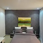 Duplex Meridien President King Fadh Almadies Senegal